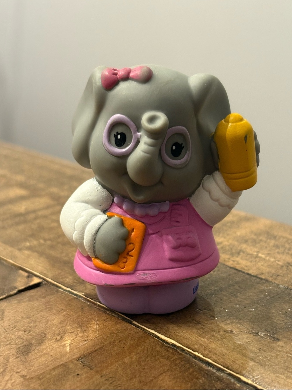Little People Animalville Miss L. Afina